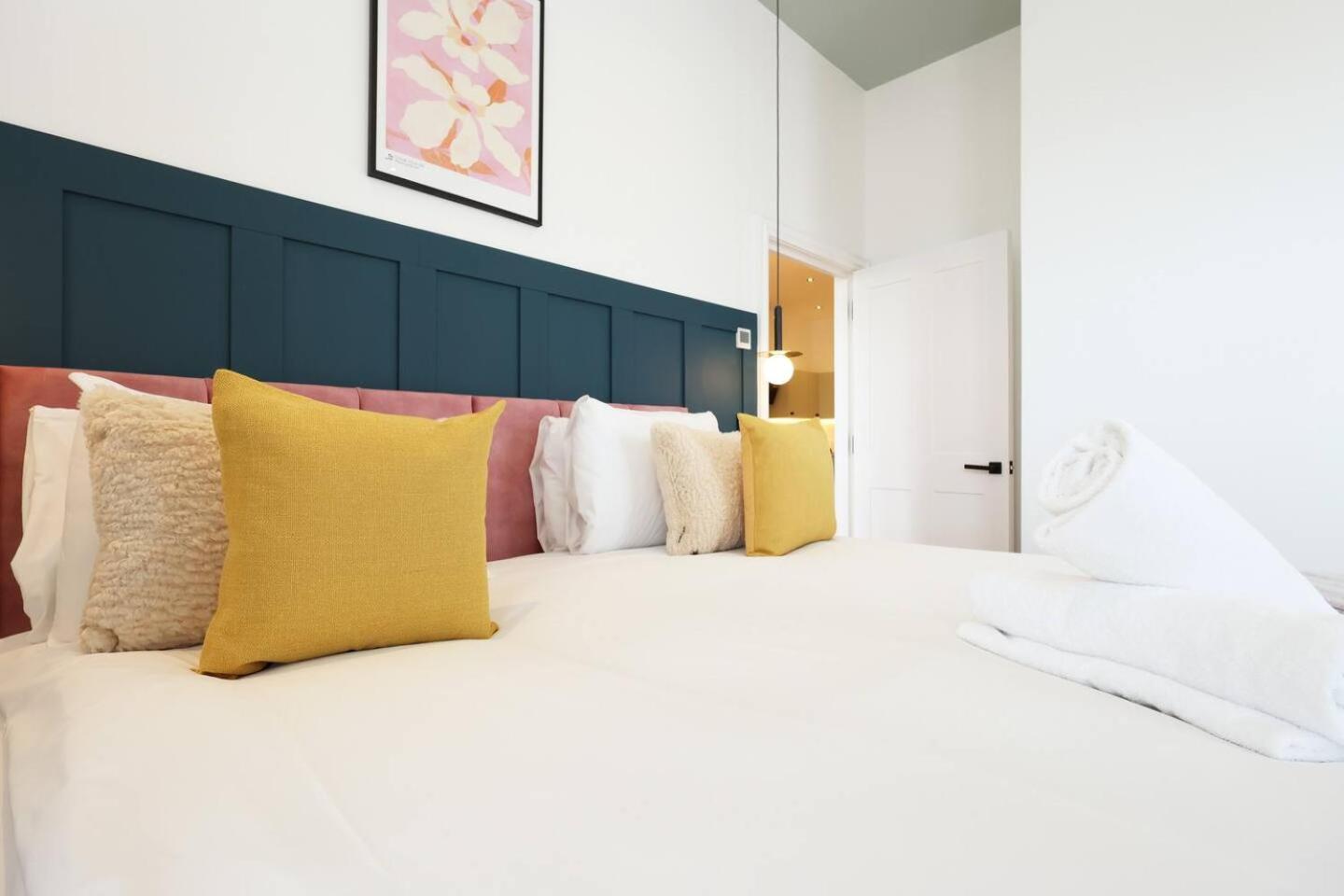 Modern Retreat 2br, Sleeps 6, Smart Tv Bristol