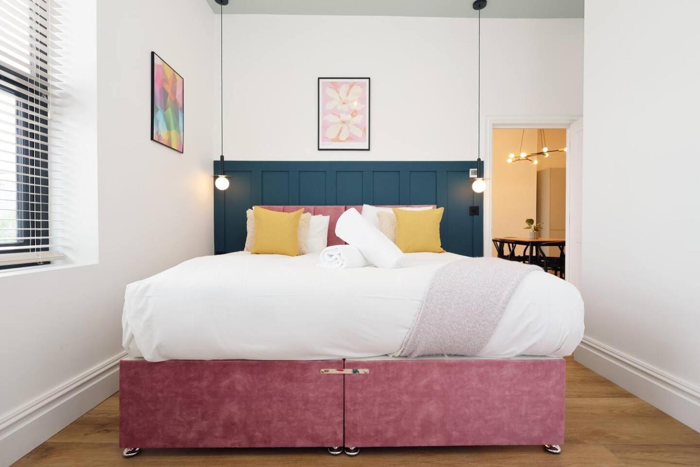 Modern Retreat 2br, Sleeps 6, Smart Tv Bristol